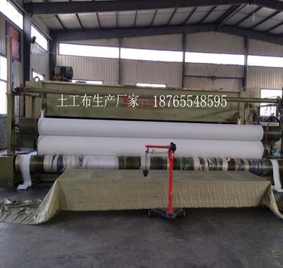 陵縣華龍化纖 專注國(guó)標(biāo)土工布生產(chǎn)，為公路隧道養(yǎng)護(hù)提供可靠保障